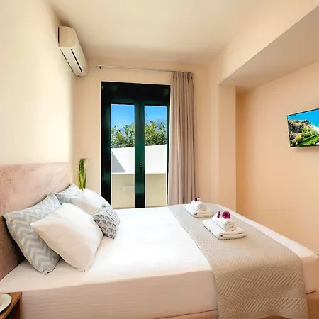 Eliomar Beachside فيلة