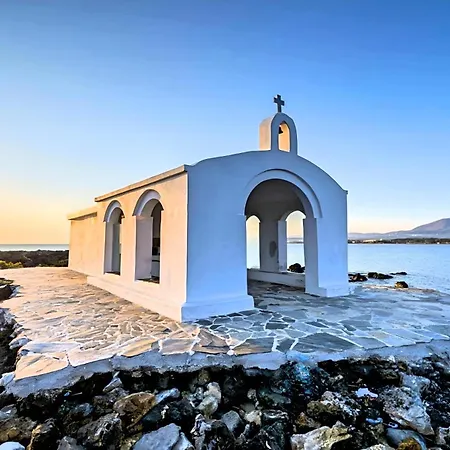 Eliomar Beachside فيلة